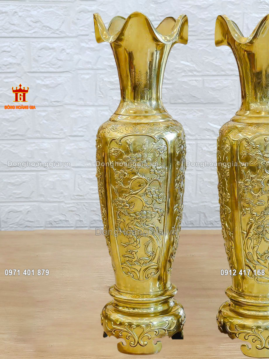 Từng họa tiết trên lọ lộc bình được chế tác vô cùng tinh xảo